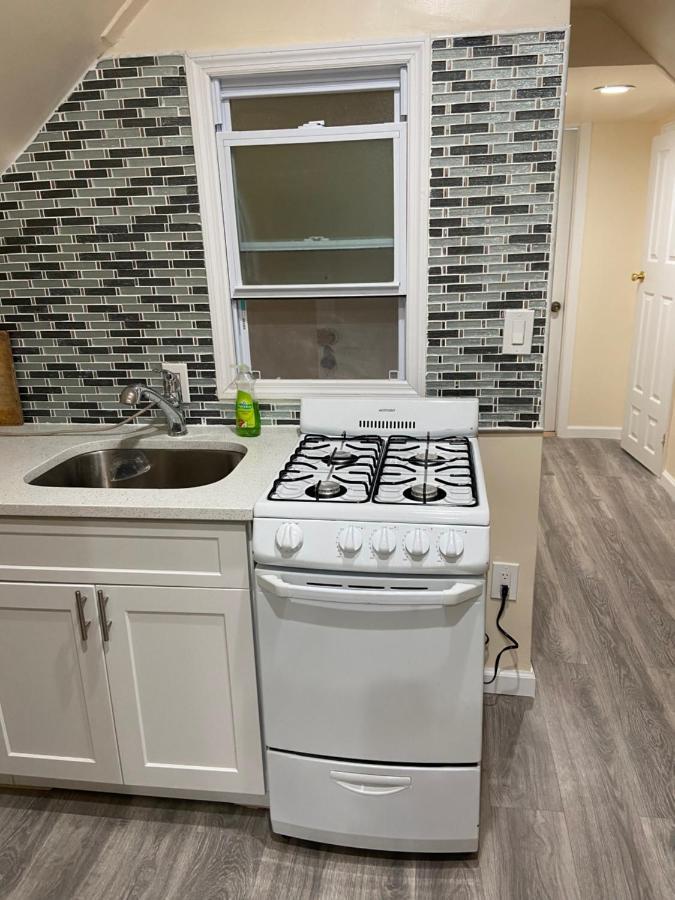 A Comfortable Room New York Exterior foto